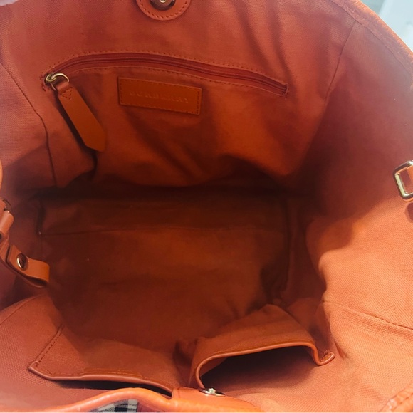 Pre Owned Burberry Handbag - Picture 8 of 8